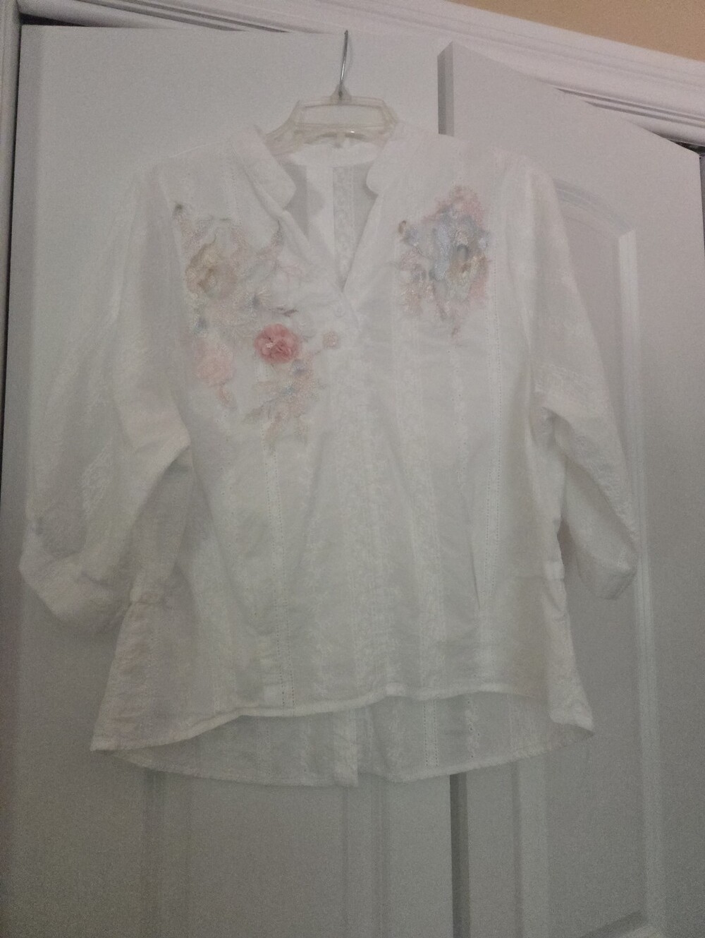 White Embroidered Floral Split-Neck Women's Top